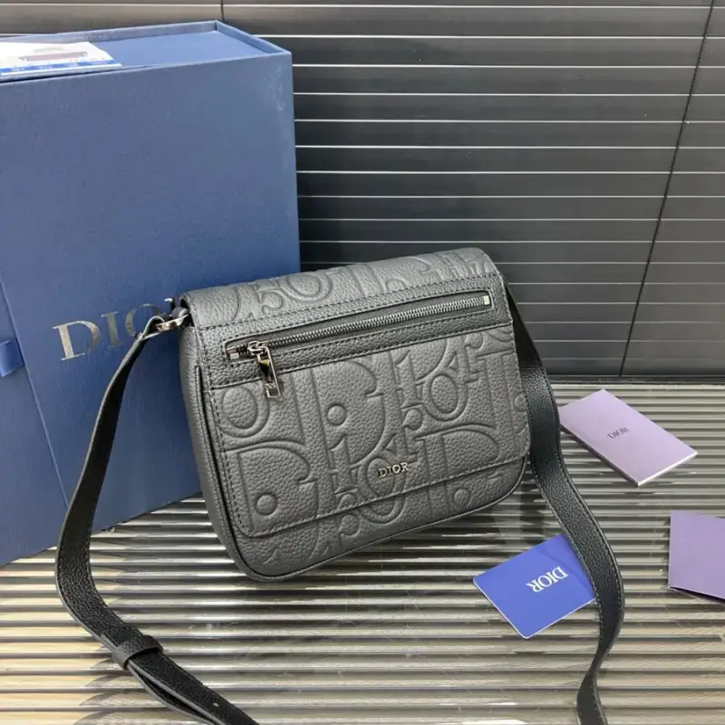 DIOR Oblique — 1 colorway — USFans Spreadsheet photo
