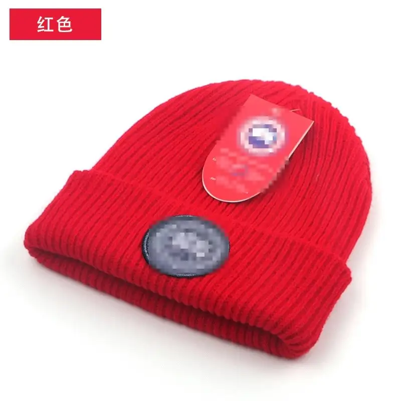 Canada Goose Beanie — Black Label-Red colorway — USFans Spreadsheet photo