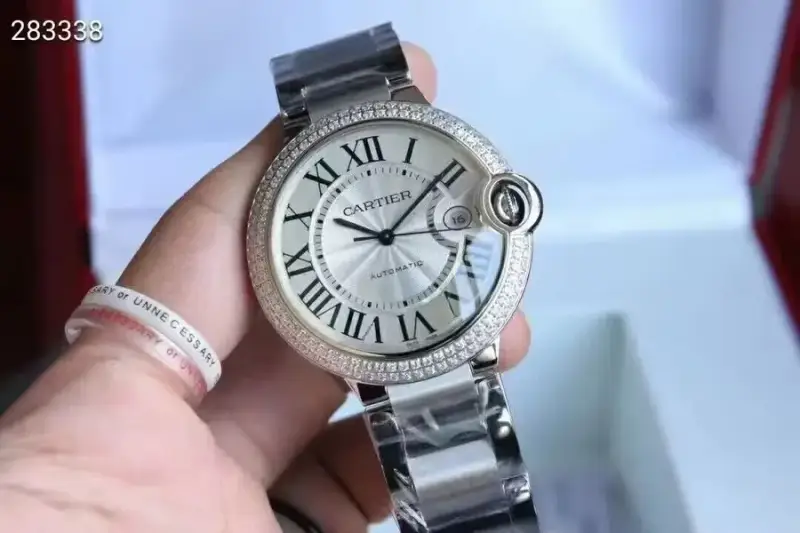 Cartier Santos Watch — woman colorway — USFans Spreadsheet photo