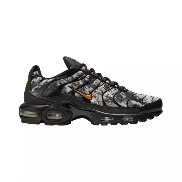 Nike TN All Black Shoes — BlackOrangeCamo colorway — USFans Spreadsheet photo