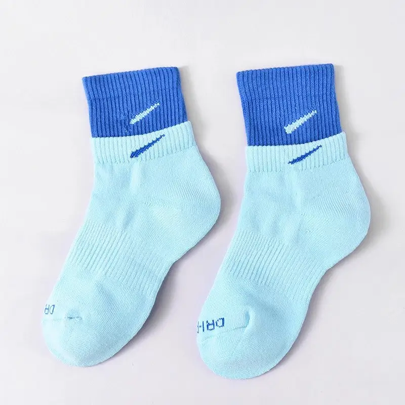 Nike Socks — [Middle Tube] Light Blue-Blue colorway — USFans Spreadsheet photo