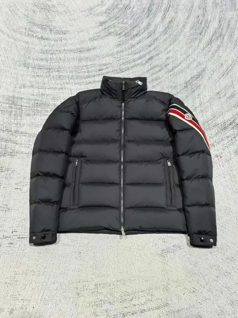 Moncler Solayan Hooded Short Down Jacket — Black colorway — USFans Spreadsheet photo
