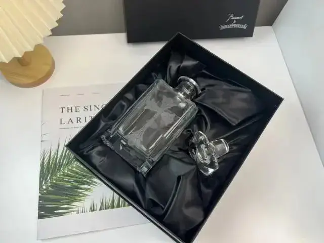 Chrome Hearts Glass — Wine bottle gift box packaging colorway — USFans Spreadsheet photo