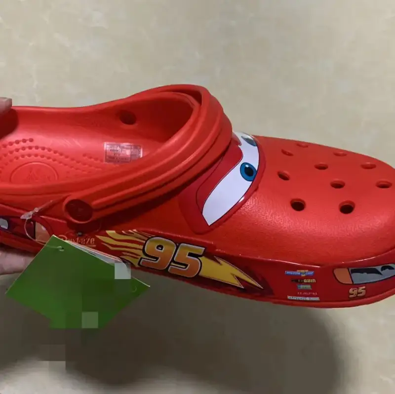 Minecraft x Crocs Shoes — Red car colorway — USFans Spreadsheet photo