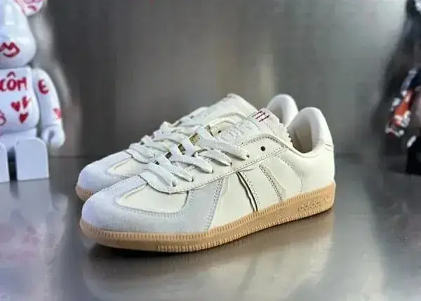 Adidas Samba Shoes — 2 colorway — USFans Spreadsheet photo
