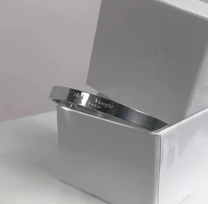 Maison Margiela Bracelet — Smooth surface colorway — USFans Spreadsheet photo