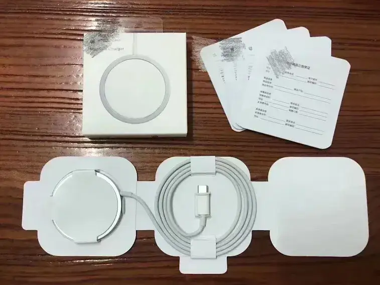 MagSafe Charge 15W — 1 colorway — USFans Spreadsheet photo