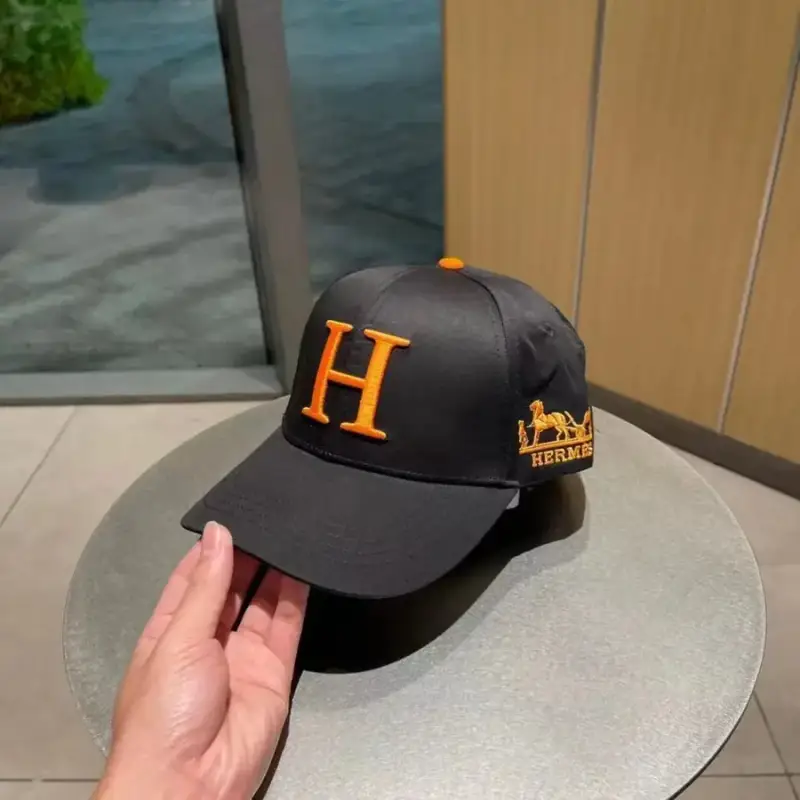 Hermès Cap — 1 Black colorway — USFans Spreadsheet photo
