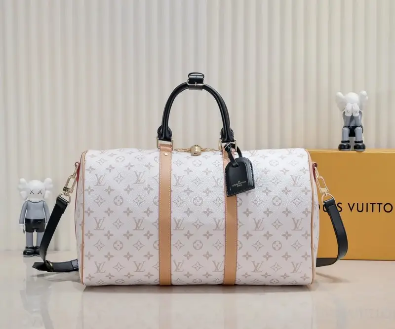 LV Bag — M46863 colorway — USFans Spreadsheet photo