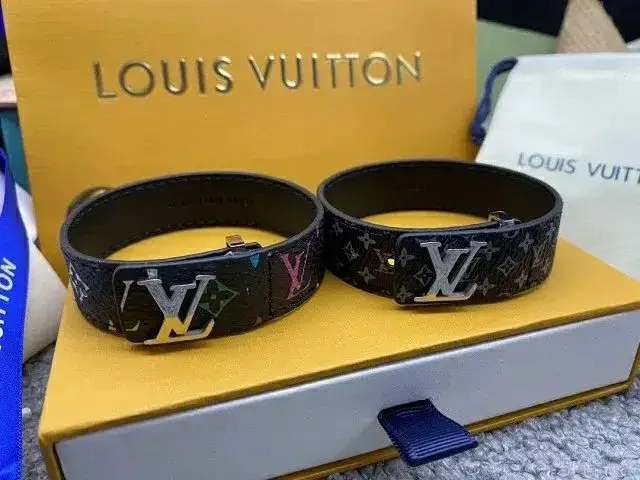 LV Bracelet — Colorful large print colorway — USFans Spreadsheet photo
