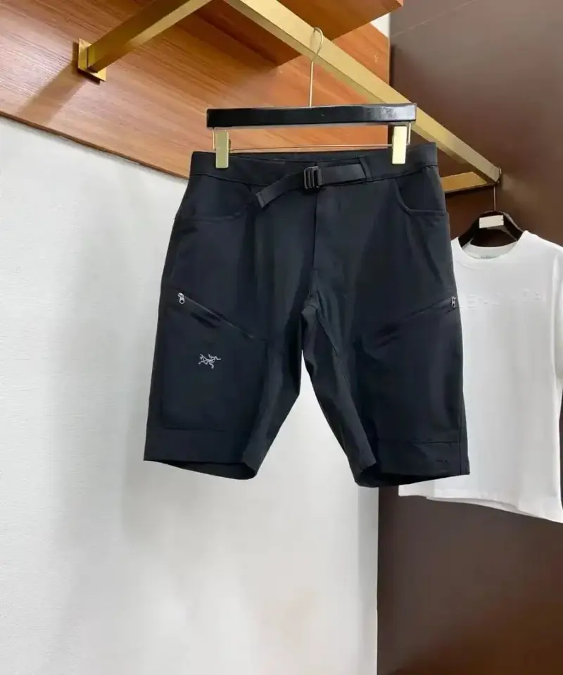 Arc'teryx Palisade Shorts Black — Black colorway — USFans Spreadsheet photo