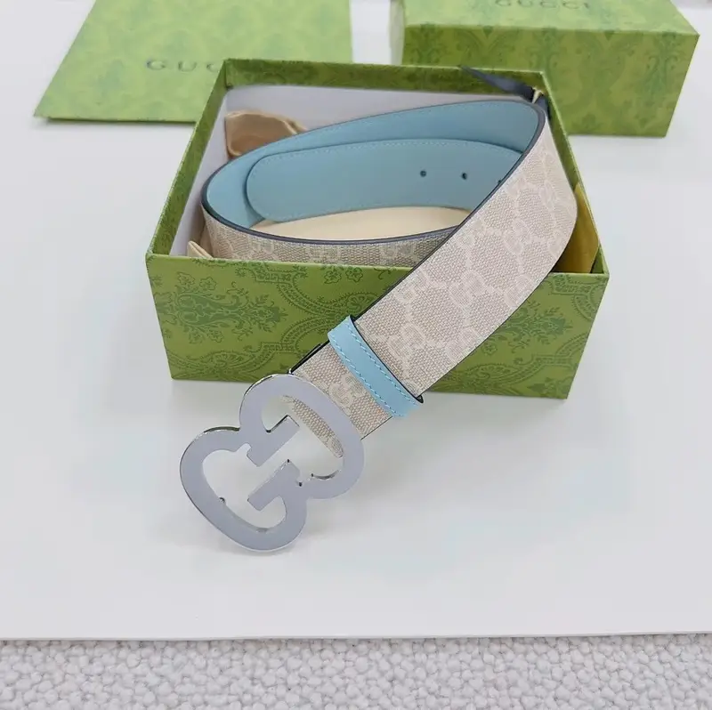 Best batch for Gucci Belt — shallow surface light blue colorway — USFans Spreadsheet photo