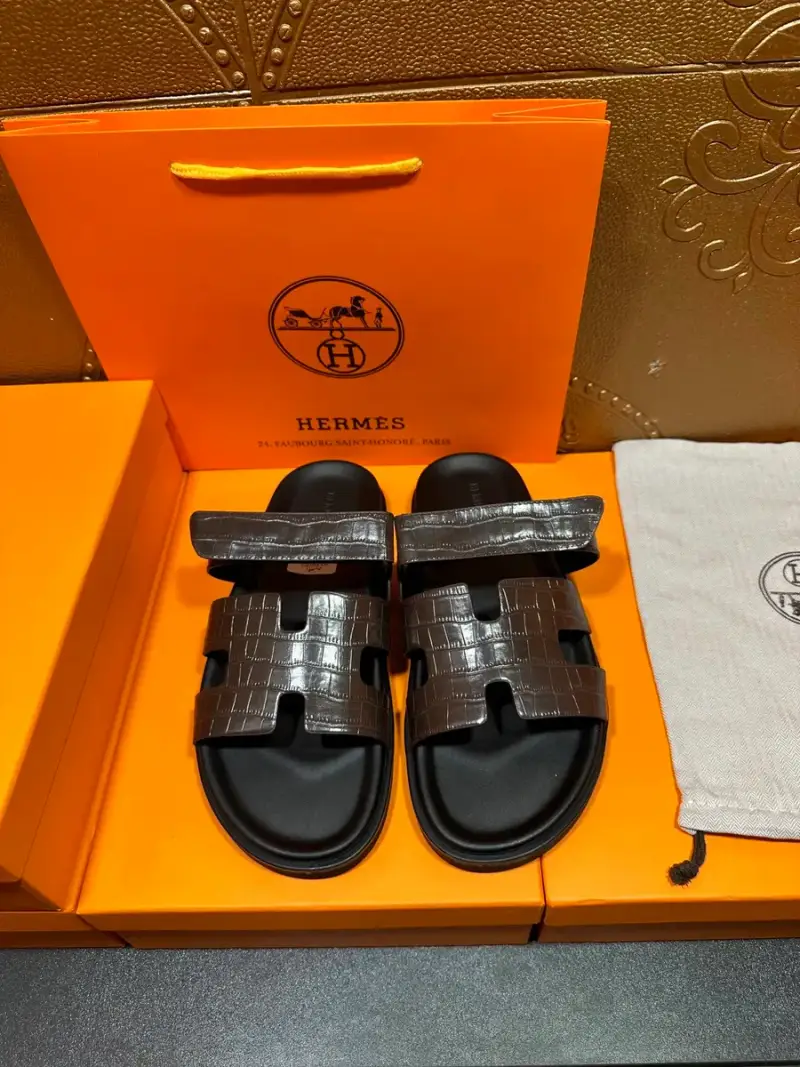 Hermes Chypre Shoes — 3 colorway — USFans Spreadsheet photo