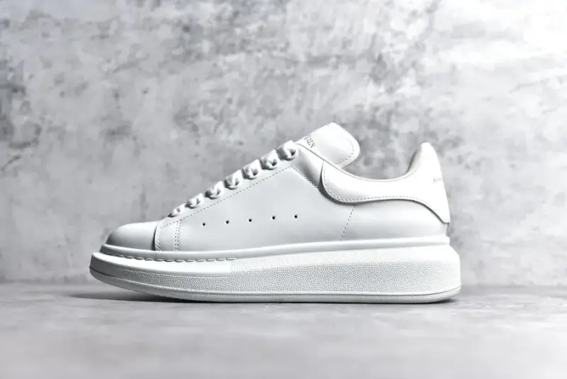 Alexander McQueen Trainers — Pure white and gray characters colorway — Kakobuy Spreadsheet photo