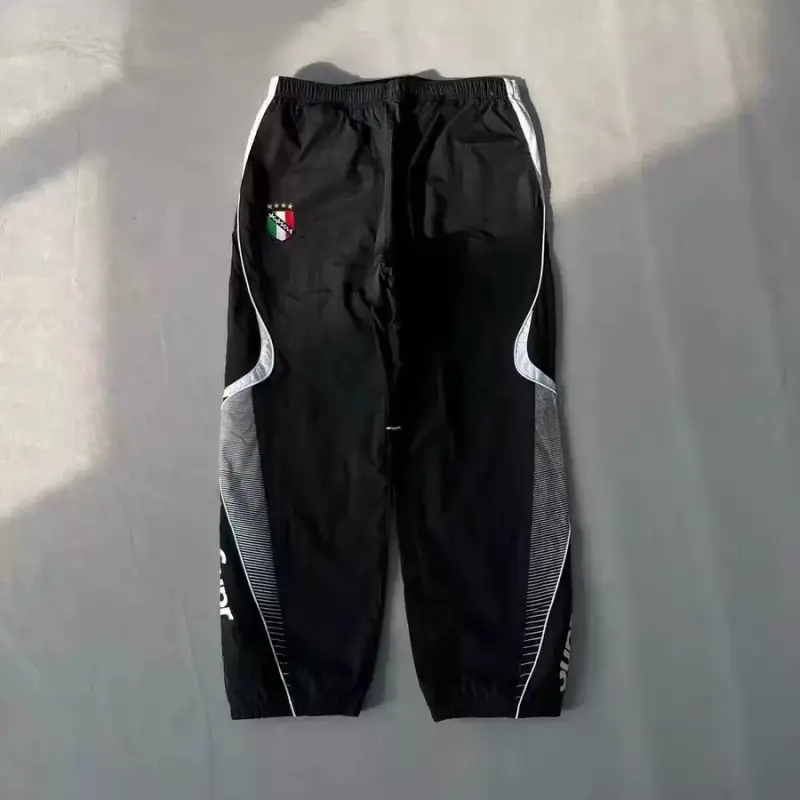 Supreme x Umbro Windbreaker Set — Black/Pants colorway — USFans Spreadsheet photo