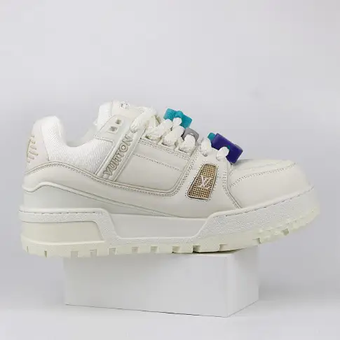LV Trainers Black-White — 28 colorway — USFans Spreadsheet photo