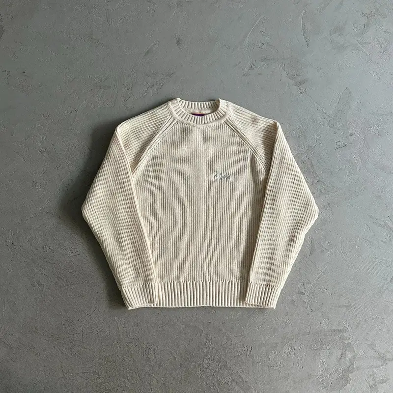 Corteiz Knit Sweater — Beige Blend Sweater colorway — USFans Spreadsheet photo
