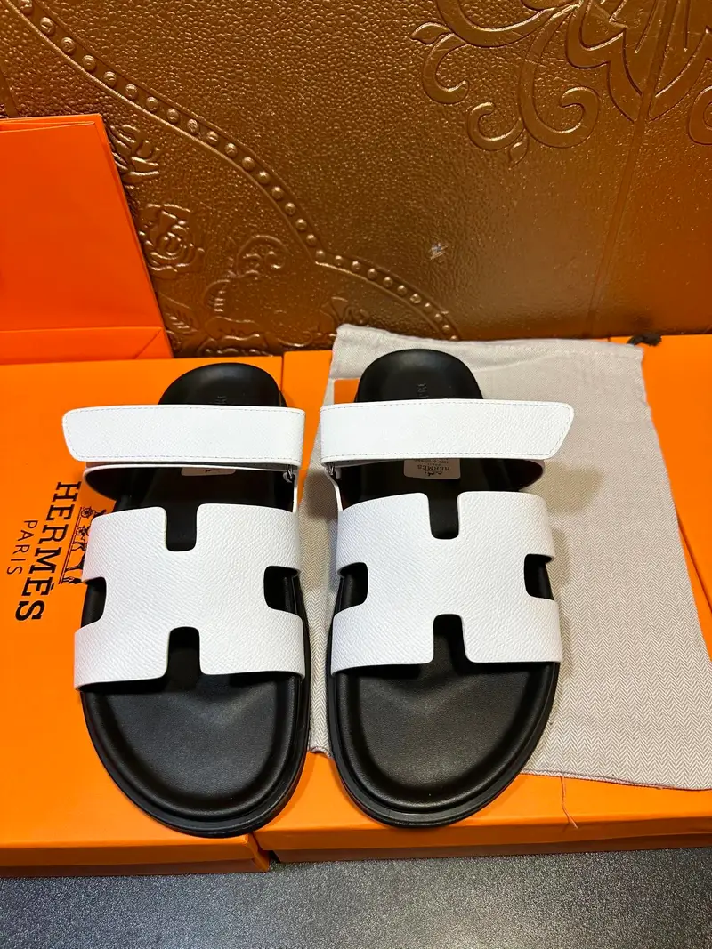 Hermes Chypre Shoes — 18 colorway — USFans Spreadsheet photo