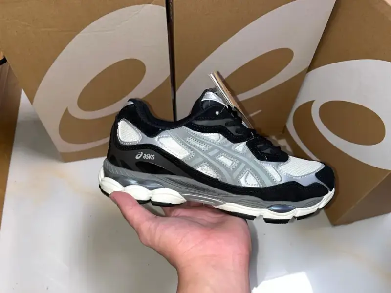 Asics Gel-NYC Shoes — dark gray colorway — USFans Spreadsheet photo