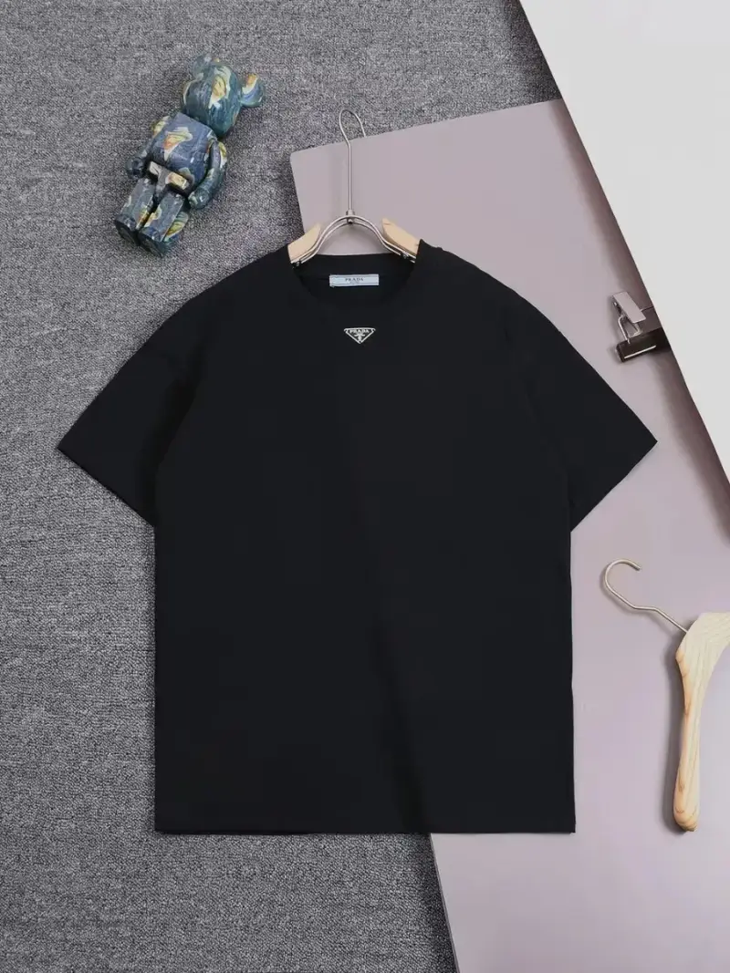PRADA T-shirt — black colorway — Kakobuy Spreadsheet photo