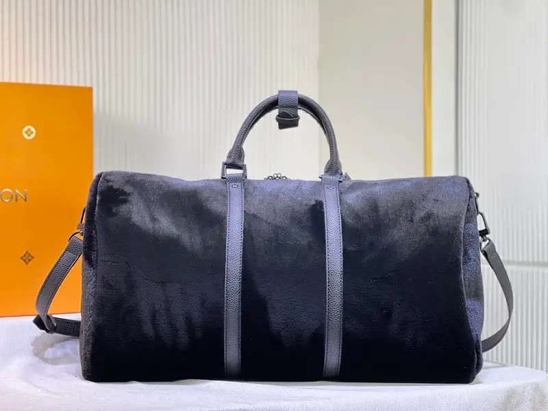 LV Bag — M23108-2 colorway — USFans Spreadsheet photo
