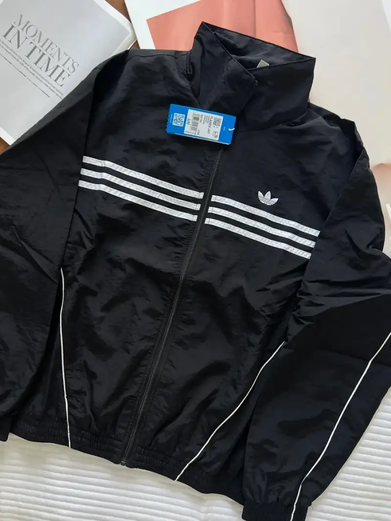 Adidas Jacket — real shot black colorway — USFans Spreadsheet photo