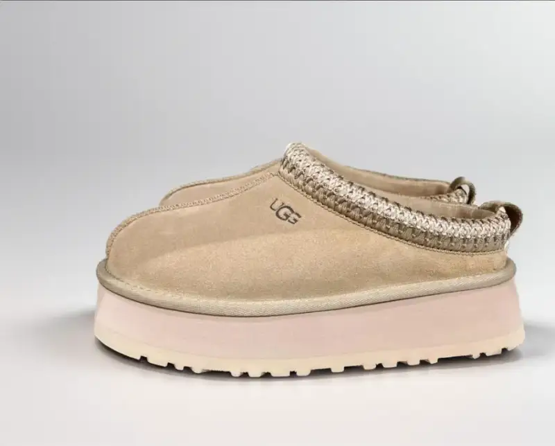 UGG Slippers — Sand color colorway — Kakobuy Spreadsheet photo