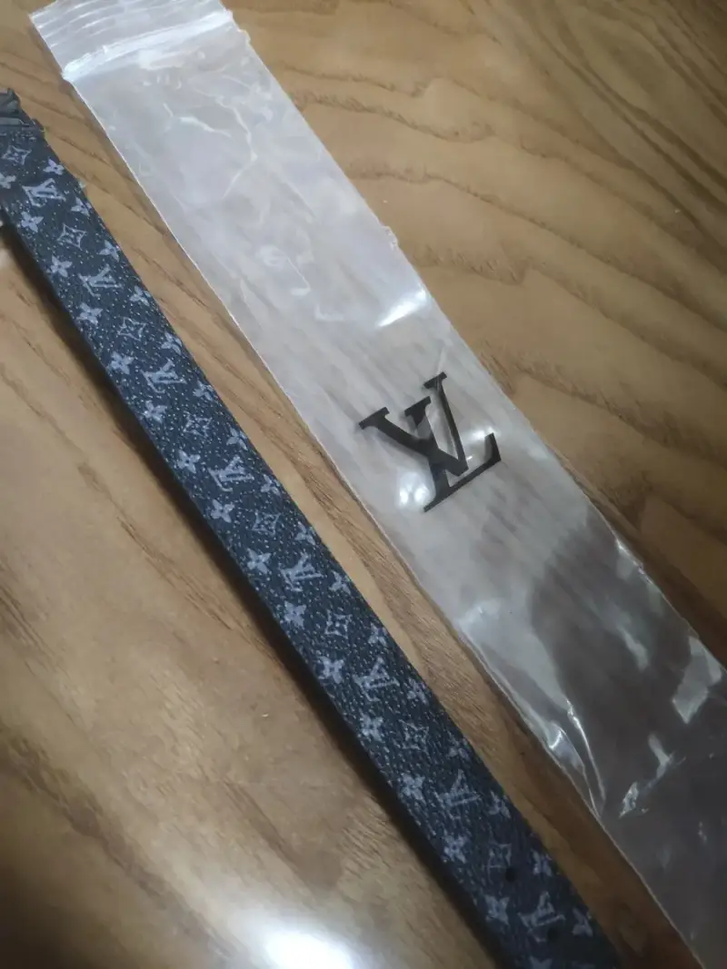 LV Bracelet — Full small print pattern colorway — USFans Spreadsheet photo