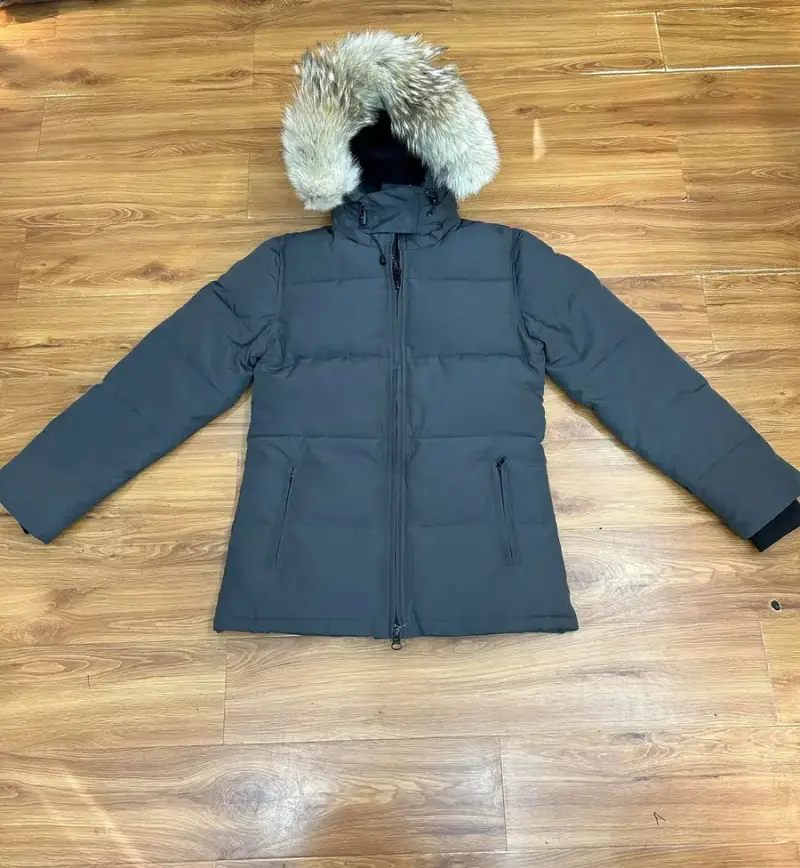 Canada Goose Wyndham Jacket — Grey Red Label colorway — USFans Spreadsheet photo