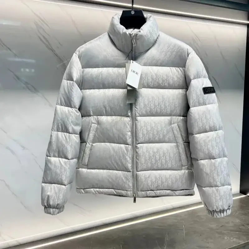Dior Oblique Down Jacket Padding — White. colorway — USFans Spreadsheet photo