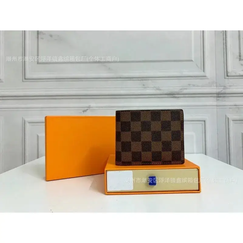 LV Wallet Flowers — Old grid colorway — USFans Spreadsheet photo