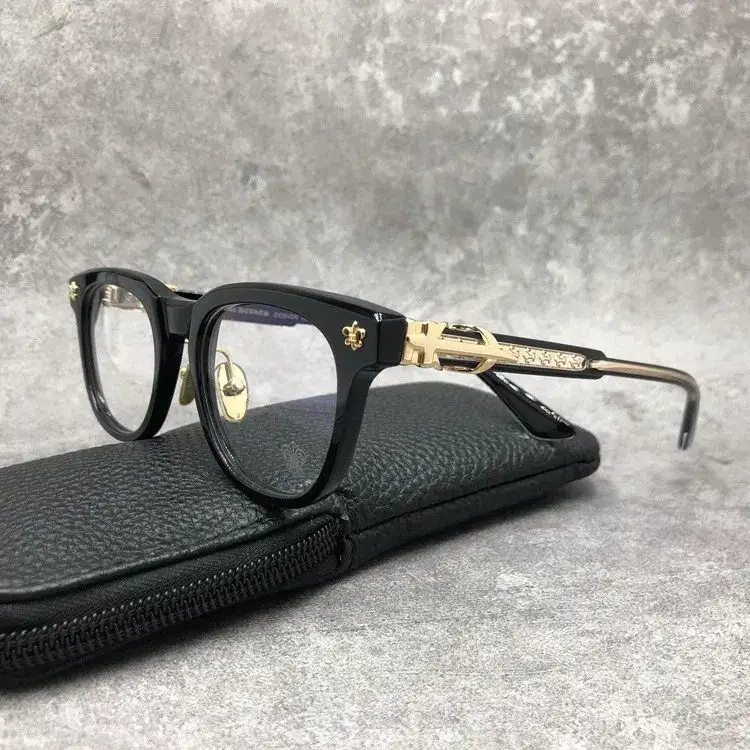 Chrome Hearts Sunglasses — Black gold colorway — USFans Spreadsheet photo