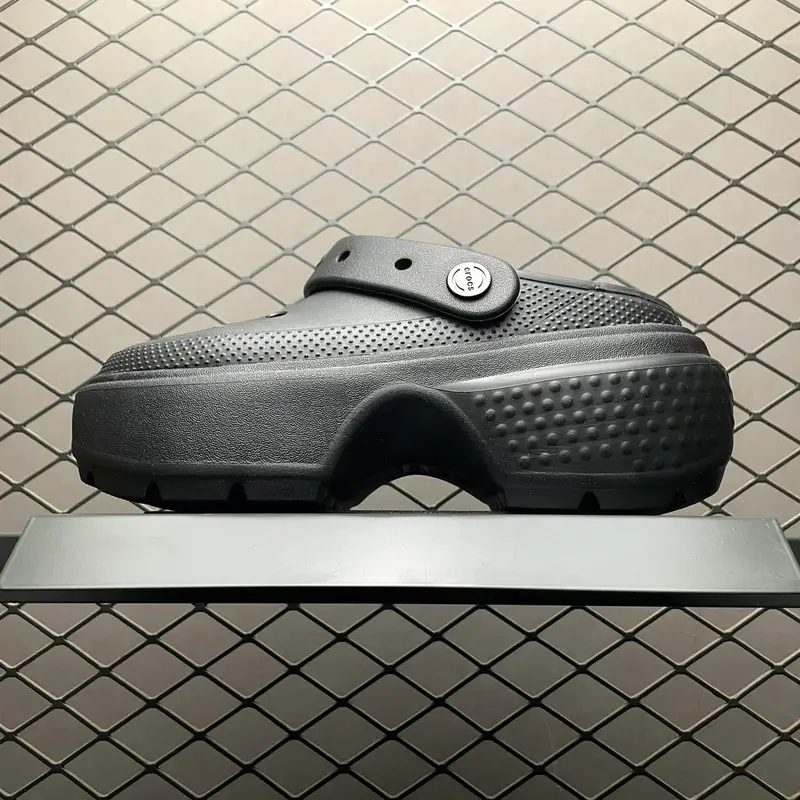 Crocs Scrap Shoes — 20 colorway — USFans Spreadsheet photo
