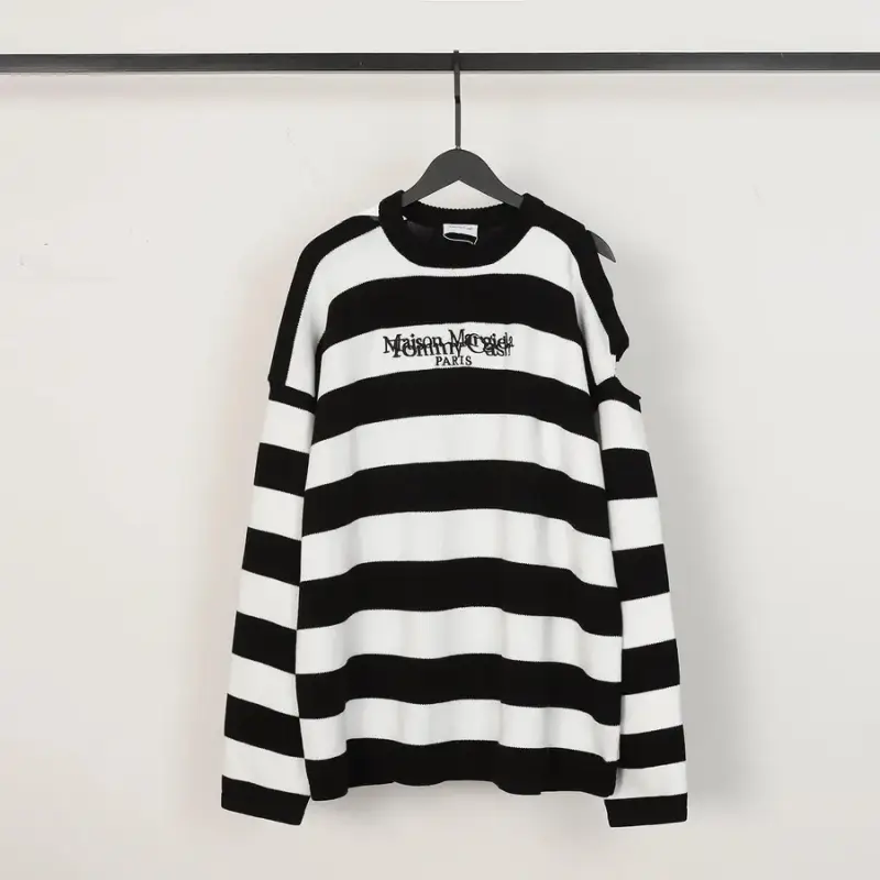 Maison Margiela Hoodies — Black and white colorway — USFans Spreadsheet photo
