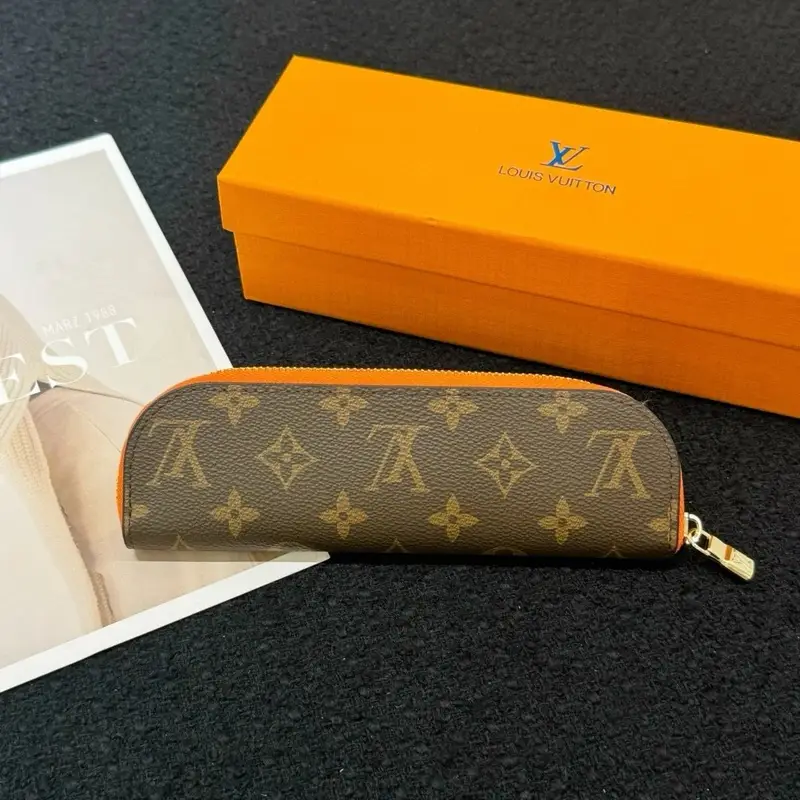 LV Pencil Case — Section 6 colorway — USFans Spreadsheet photo