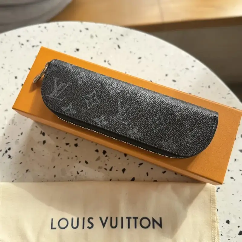 LV Pencil Case — Section 4 colorway — USFans Spreadsheet photo