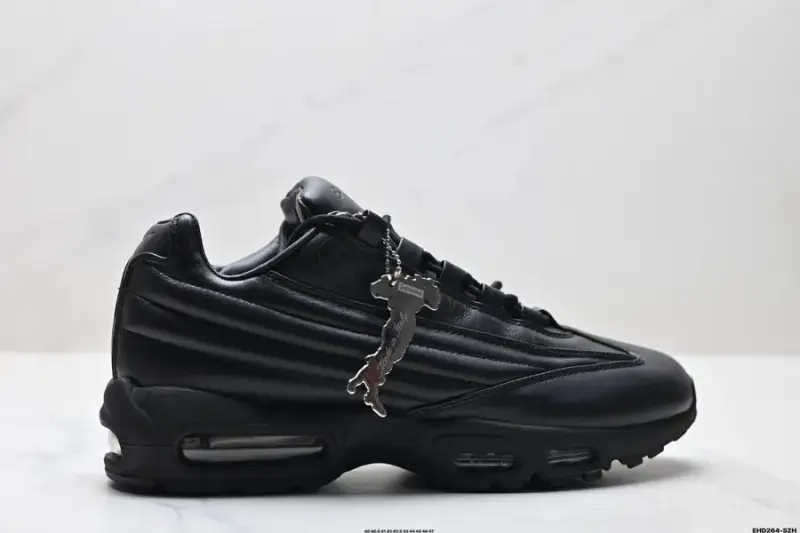Air Max 95 x Supreme Blue — 3 colorway — USFans Spreadsheet photo