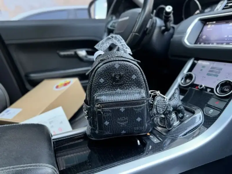MCM Stark Visetos — 3 colorway — USFans Spreadsheet photo