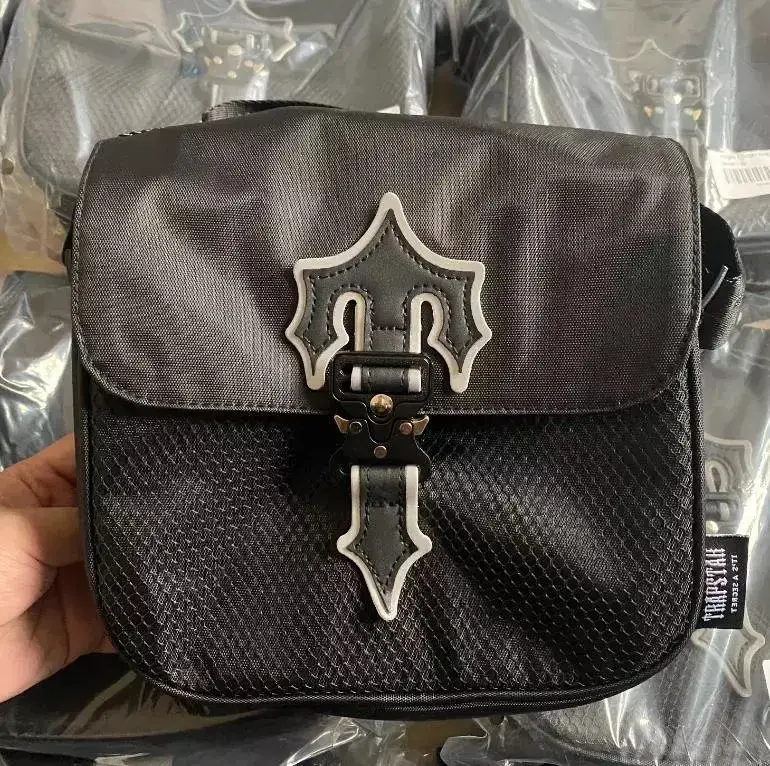 Trapstar Bag — Black reflective colorway — USFans Spreadsheet photo