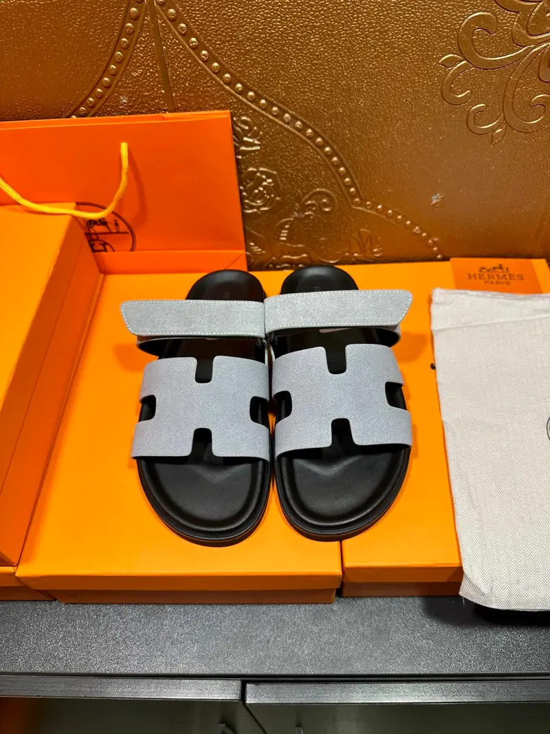 Hermes Chypre Shoes — 28 colorway — USFans Spreadsheet photo