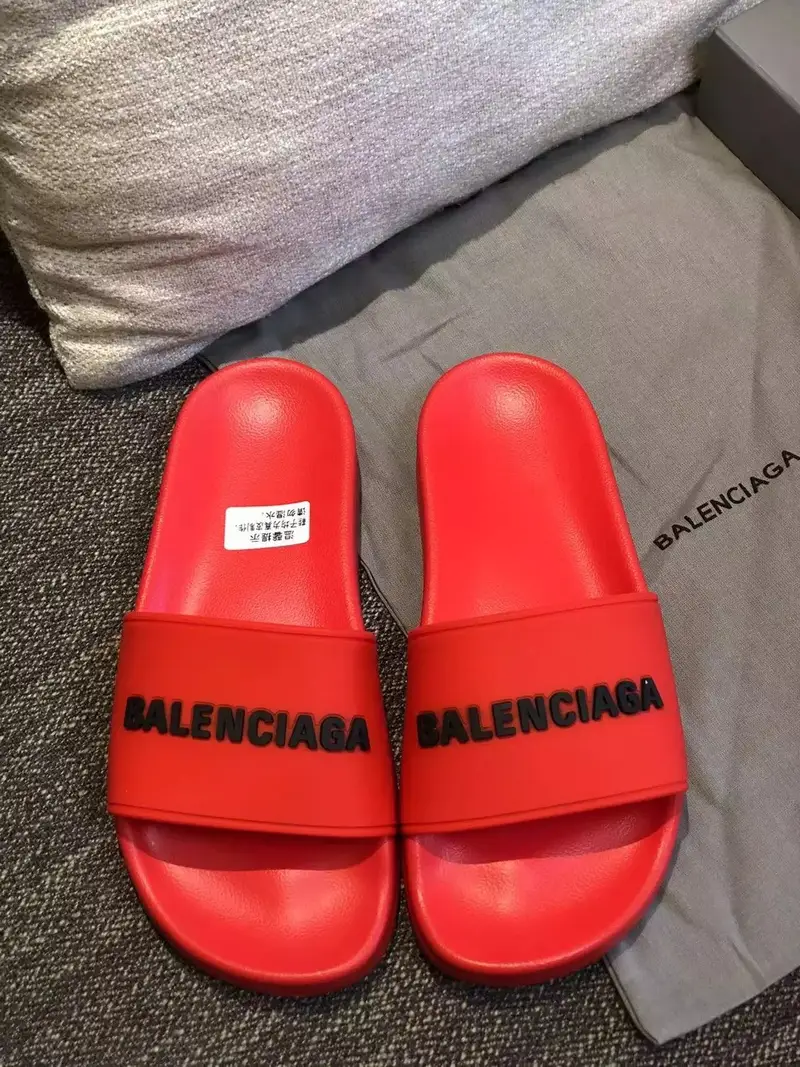 Balenciaga Slides — Red and black characters colorway — USFans Spreadsheet photo