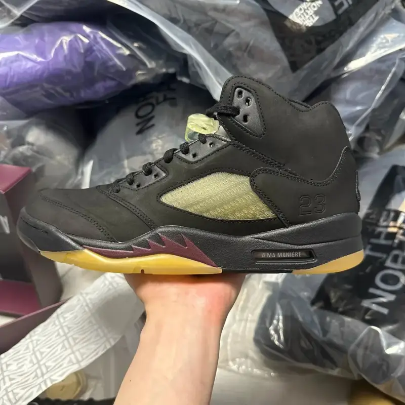 Jordan 5 UNC Shoes — AMM Black colorway — USFans Spreadsheet photo