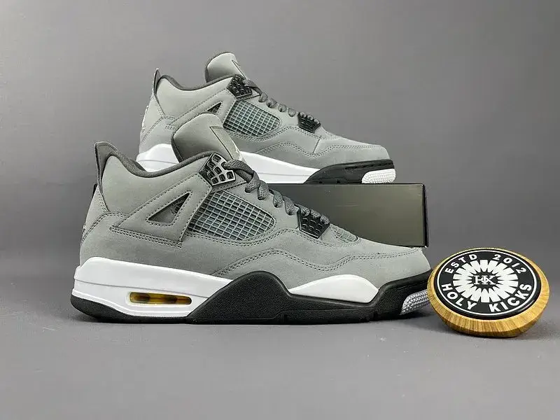 Jordan 4 Retro — 03 colorway — USFans Spreadsheet photo