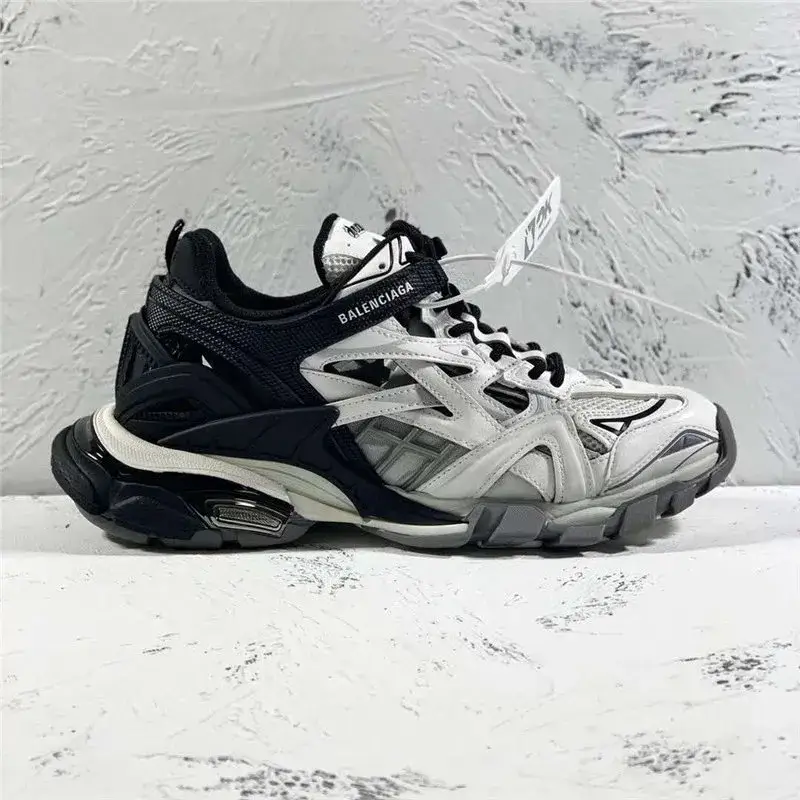 Balenciaga Track (More CW) — Men and women of the same style color 4 colorway — USFans Spreadsheet photo