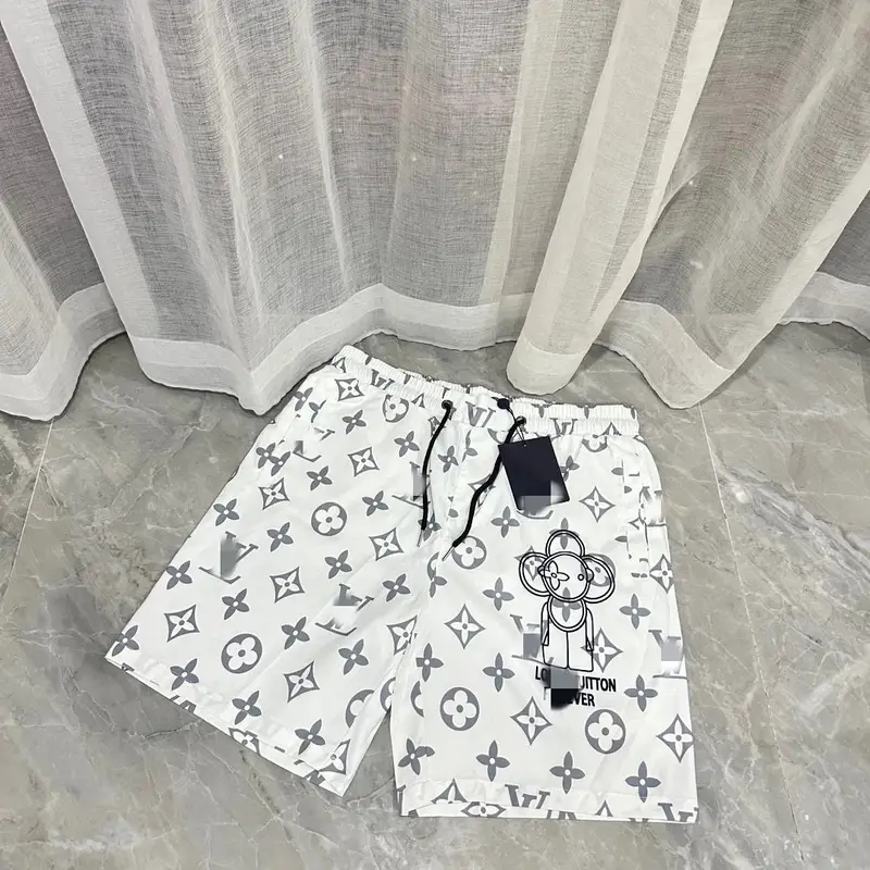 Burberry shorts — V0052 White colorway — USFans Spreadsheet photo