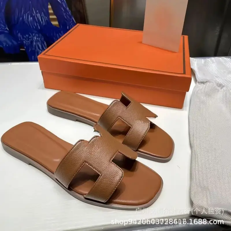 Hermes Oran Shoes — 39 colorway — USFans Spreadsheet photo
