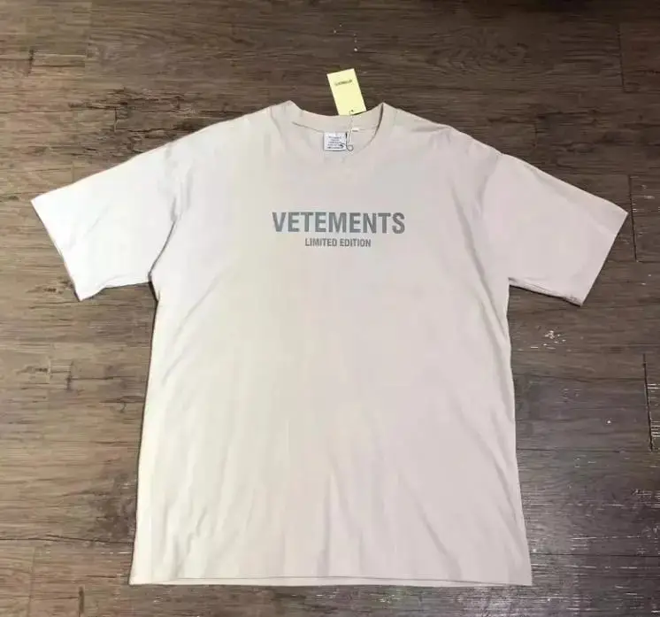 Vetements Tees — 6 colorway — USFans Spreadsheet photo