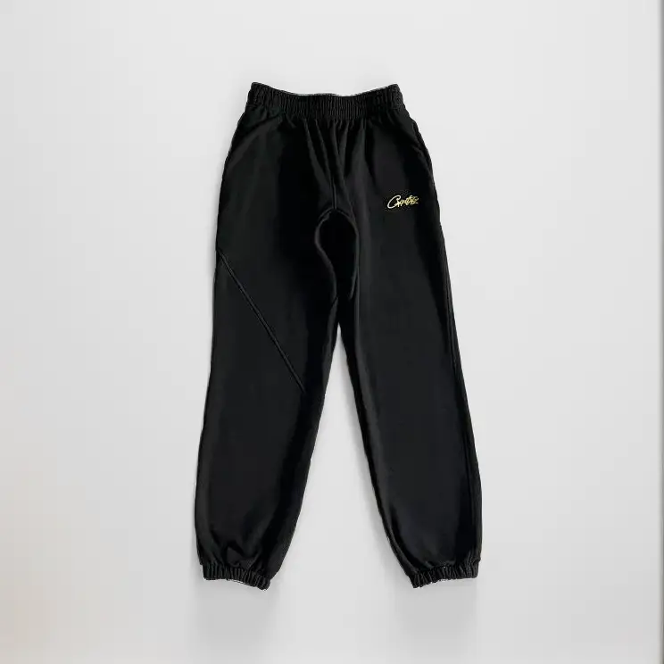 Corteiz Alcatraz Basic Triple Black Pants — Black gold colorway — USFans Spreadsheet photo