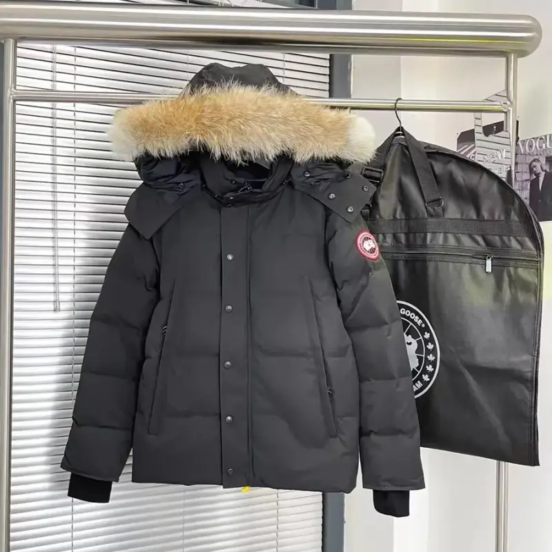 Canada Goose Wyndham Jacket — black colorway — USFans Spreadsheet photo