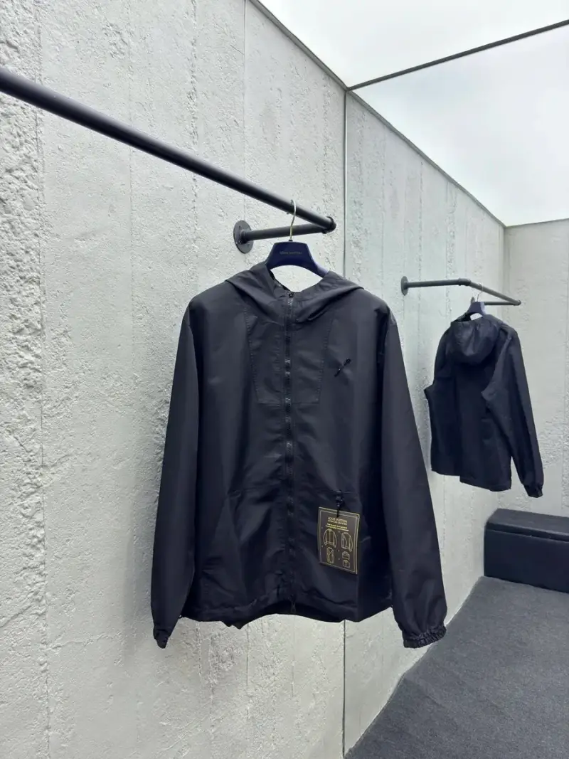 LV Monogram FW22 Jacket — black colorway — USFans Spreadsheet photo